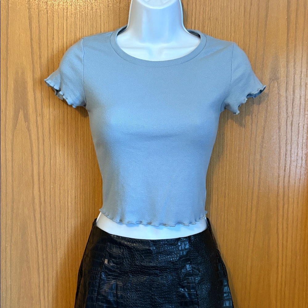 Aeropostale size Small light blue Shrunken Tee
